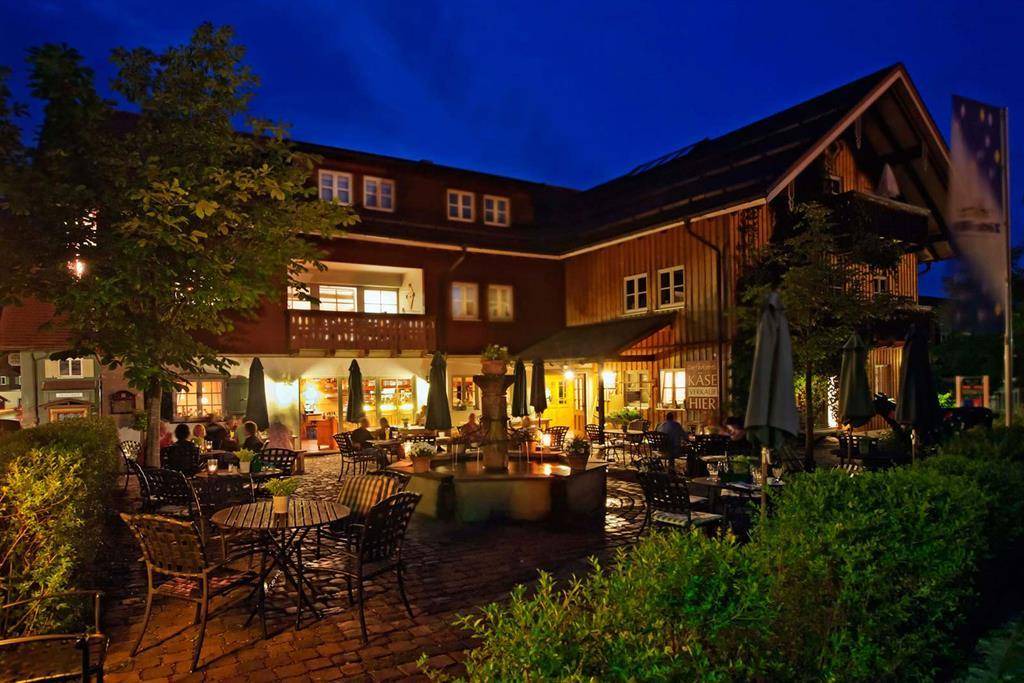 Thalkirchdorf Apartment | 85 m² Apartment ∙ 2 bedrooms ∙ 4 guests