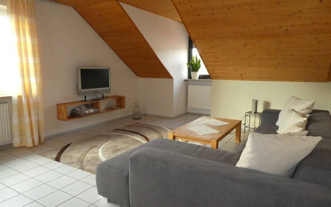 Volkach Apartment | 90 m² Apartment ∙ 3 bedrooms ∙ 4 guests