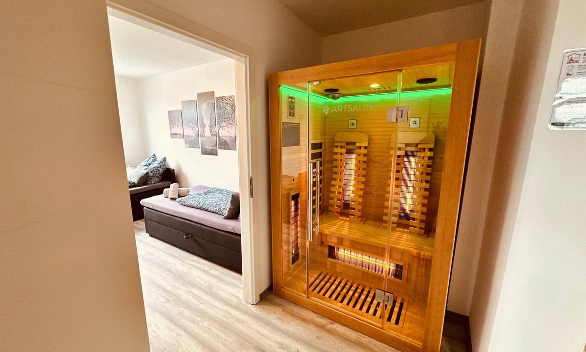 Dortmund Apartment | 90 | Sauna | 7 Beds | To the beautiful view