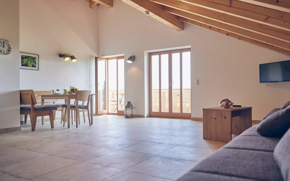 Bad Aibling Apartment | 91 m² Apartment ∙ 2 bedrooms ∙ 4 guests