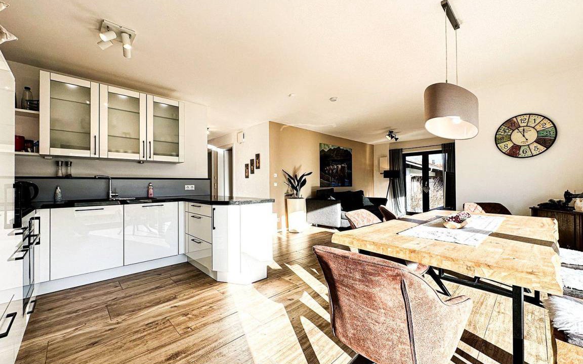 Wiedemannsdorf Apartment | 96 m² Apartment ∙ 2 bedrooms ∙ 6 guests