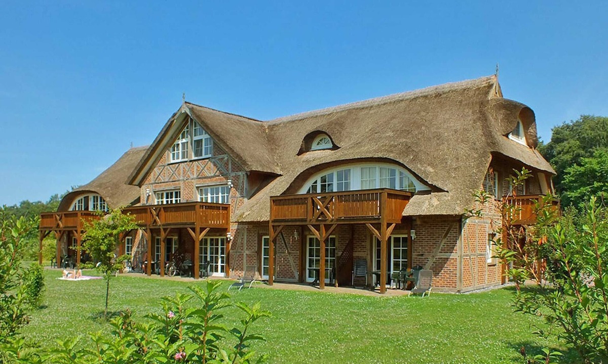 Monchgut-Granitz Cottage | A: Haus an der Düne WE 10 ca. 100m Strandentfernung - Haus an der Düne WE 10 mit Westbalkon