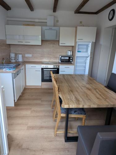 Weseloh Apartment | Adlerhorst