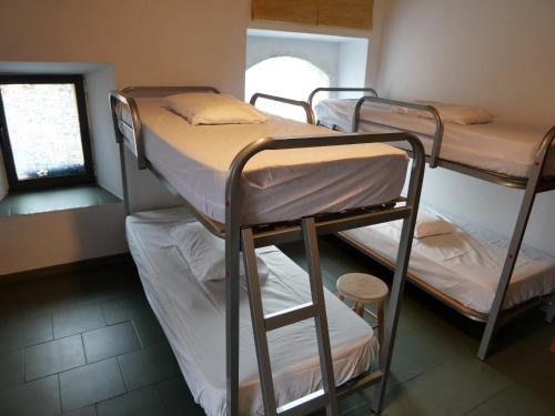 Hornillos del Camino Hostel | Albergue Municipal de peregrinos Pilgrim Hostel
