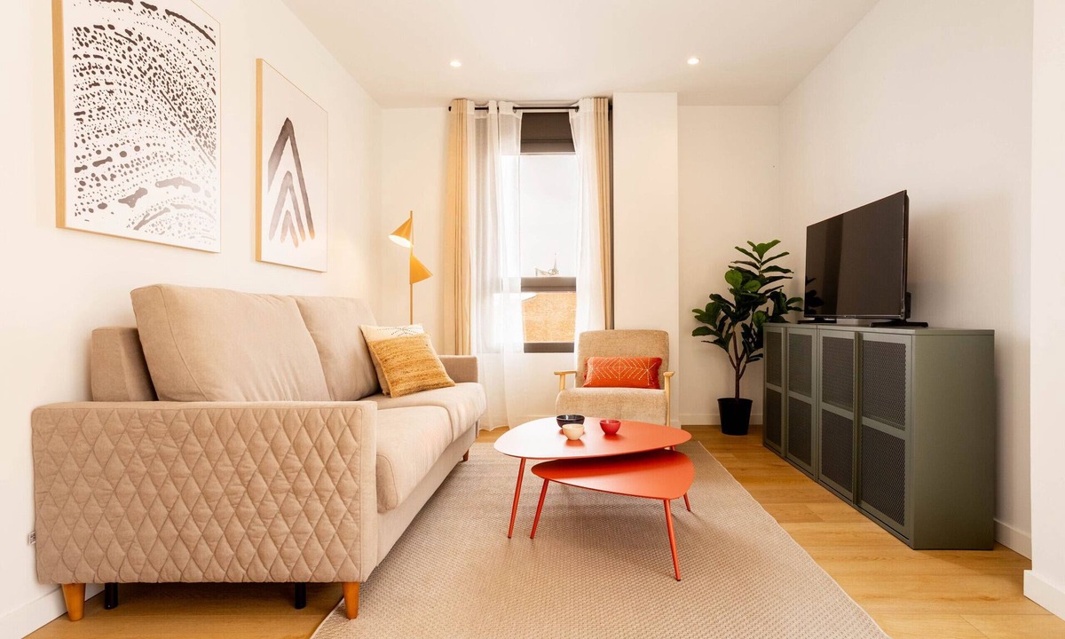 Ciudad Lineal Apartment | Alcala Terrace XVI apartament in Madrid