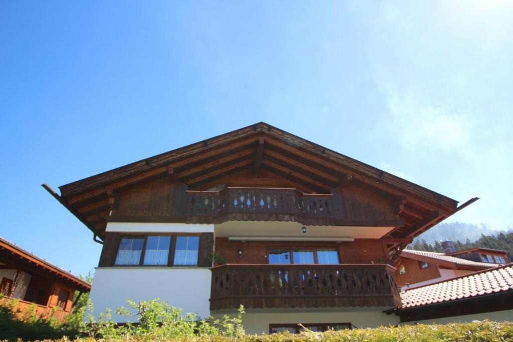 Garmisch-Partenkirchen Apartment | Alpen-Juwel