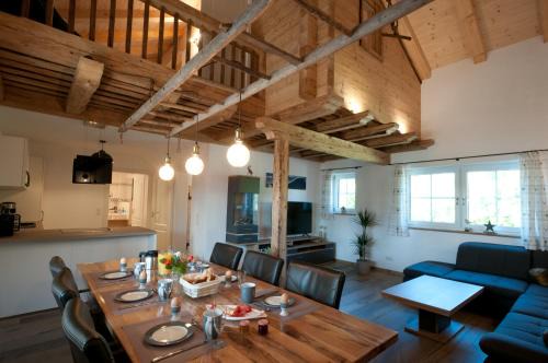 Feldwies Apartment | Alpenblick am Chiemsee