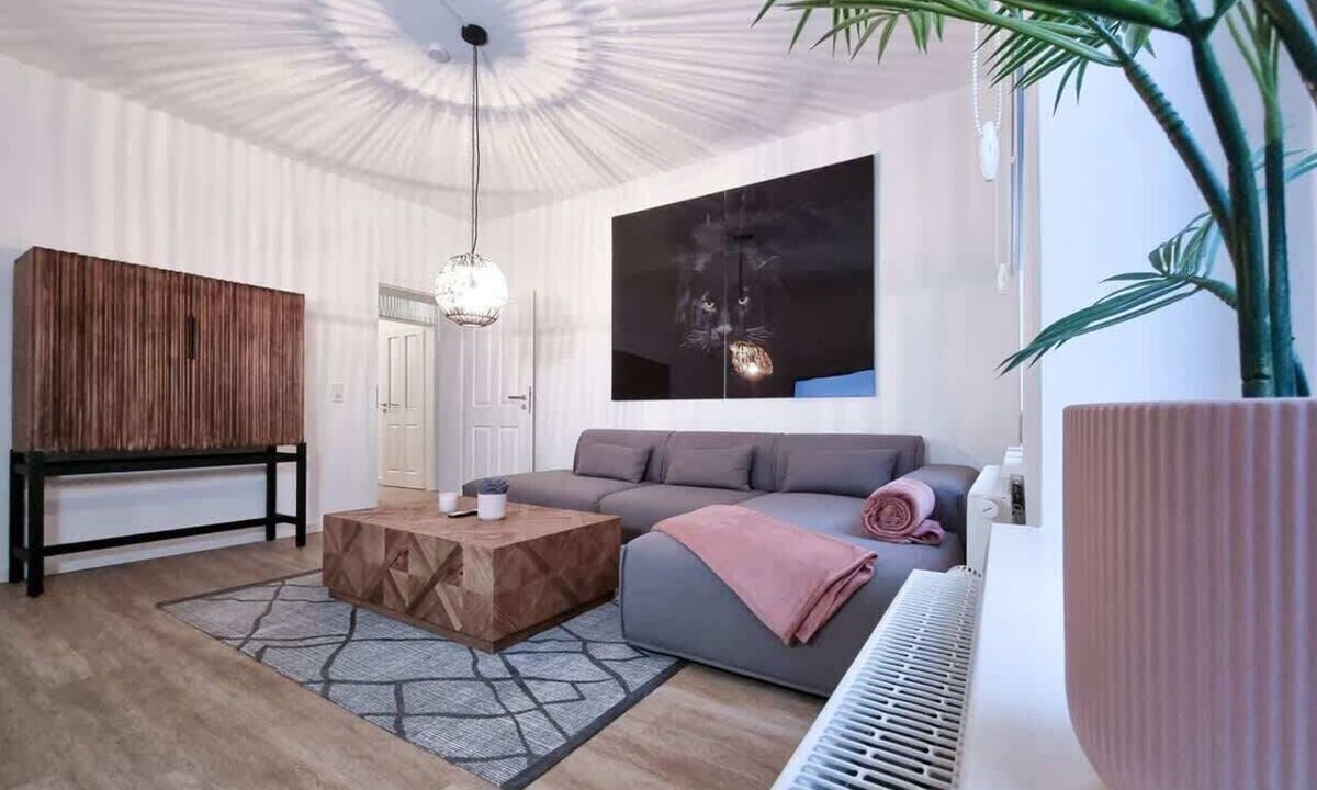 Dortmund Apartment | Alpha Apartments: Comfort, Style & Flair | Central