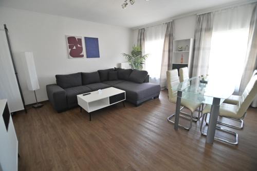 Ostorf Apartment | Am Schloss 19