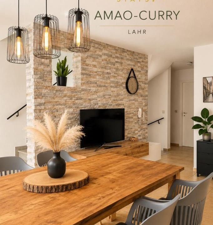 Lahr Apartment | AMAO-Curry - Spacious Apartment - 7 Guests - City Center