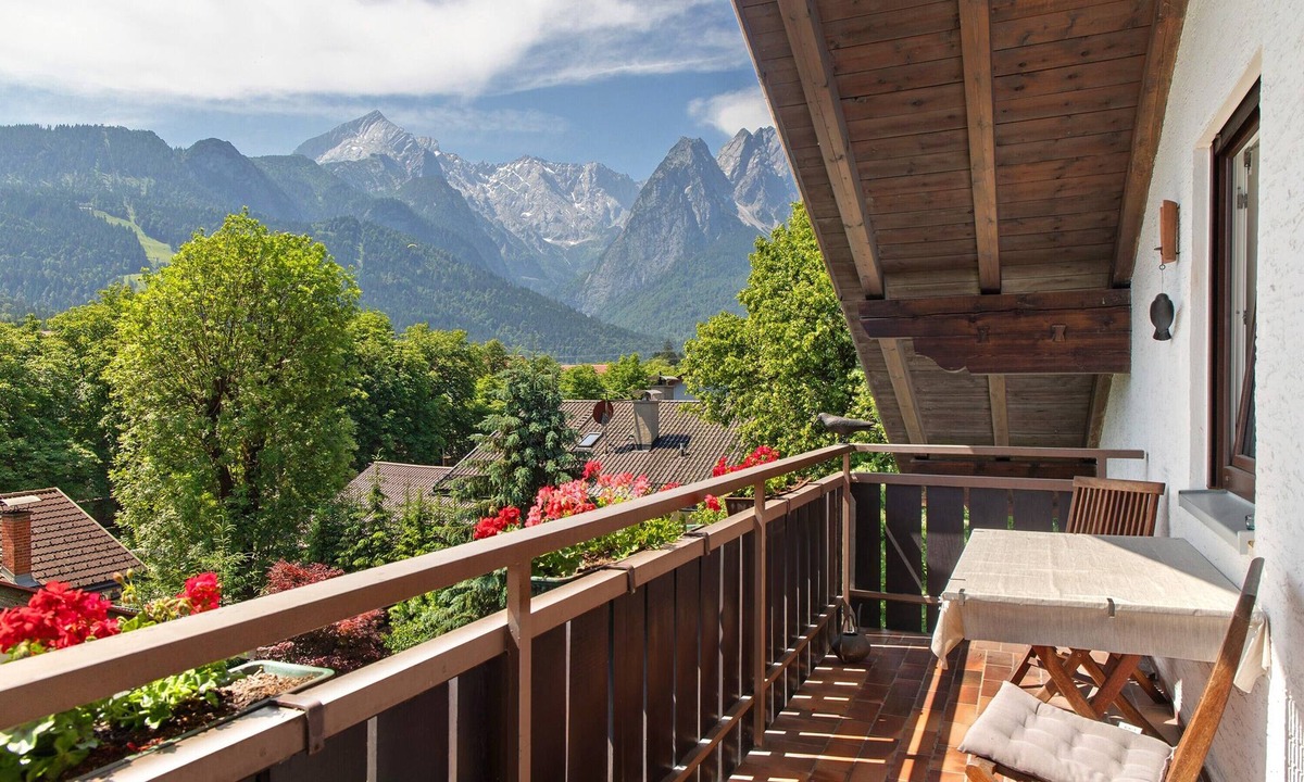 Garmisch-Partenkirchen Apartment | "Anette" Vacation Rental with Mountain Views, a Balcony, and Wi-Fi
