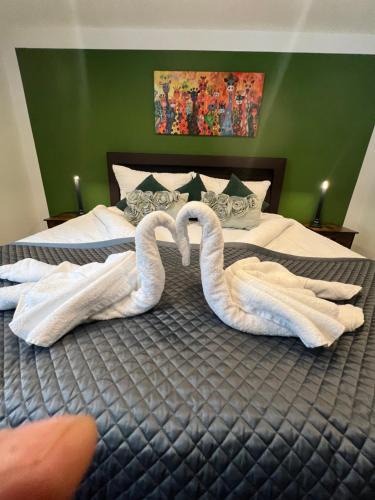 Ichenhausen Apartment | Anna9 - Ihr stylisches Zuhause auf Zeit nähe Legoland, Parken, Netflix, Boxspring