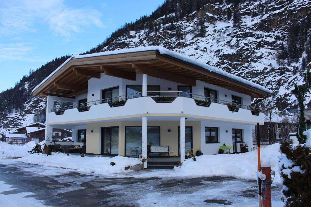 Unterlaengenfeld Apartment | Apart Adlerblick