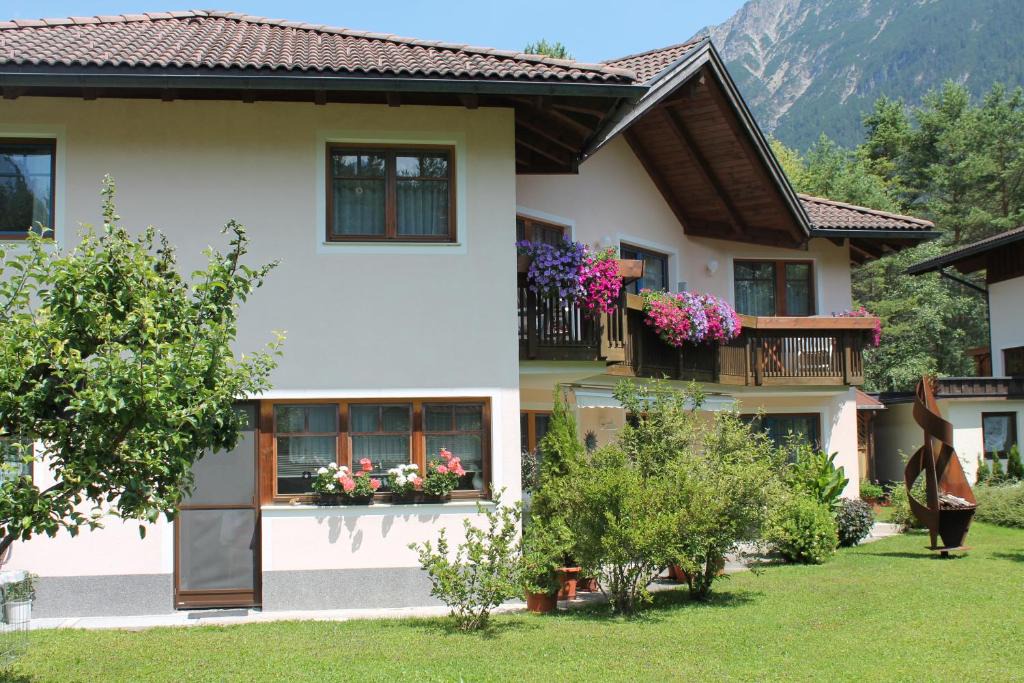 Stanzach Apartment | Apart-Alpin