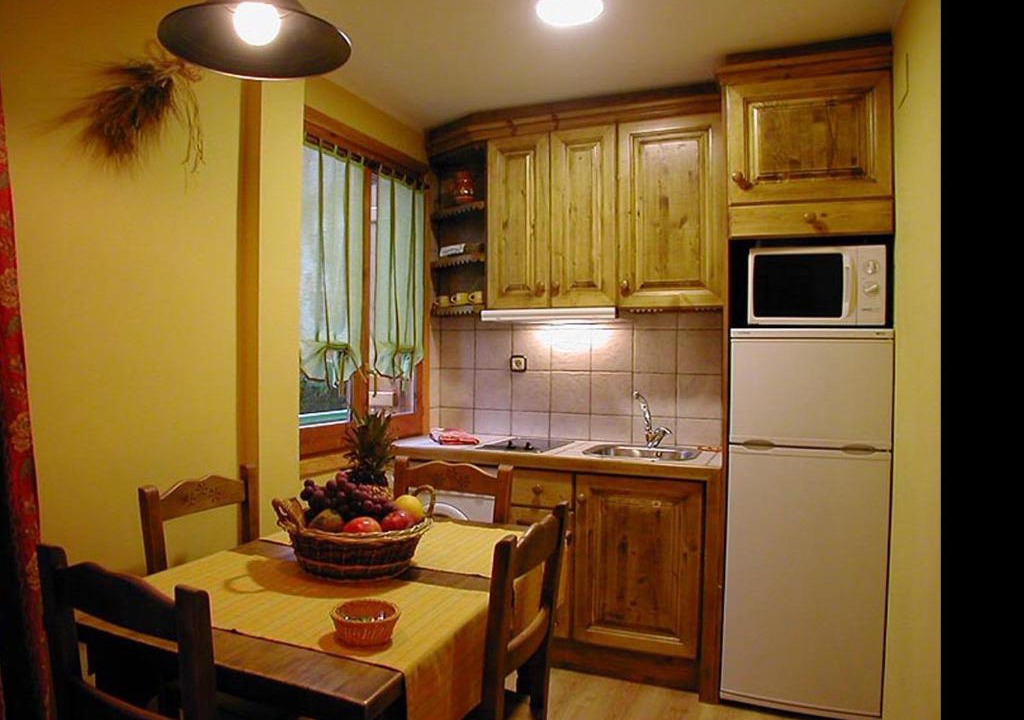 Biescas Apartment | Apartamentos Los Pirineos - Atencion personal