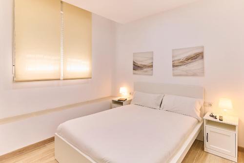 Puente de Vallecas Apartment | Apartamentos Méndez Álvaro by gaiarooms