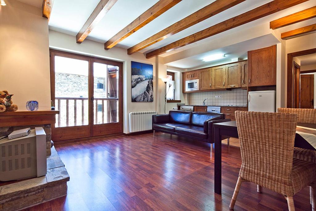 Alt Aneu Apartment | Apartamentos Valencia de Anheu