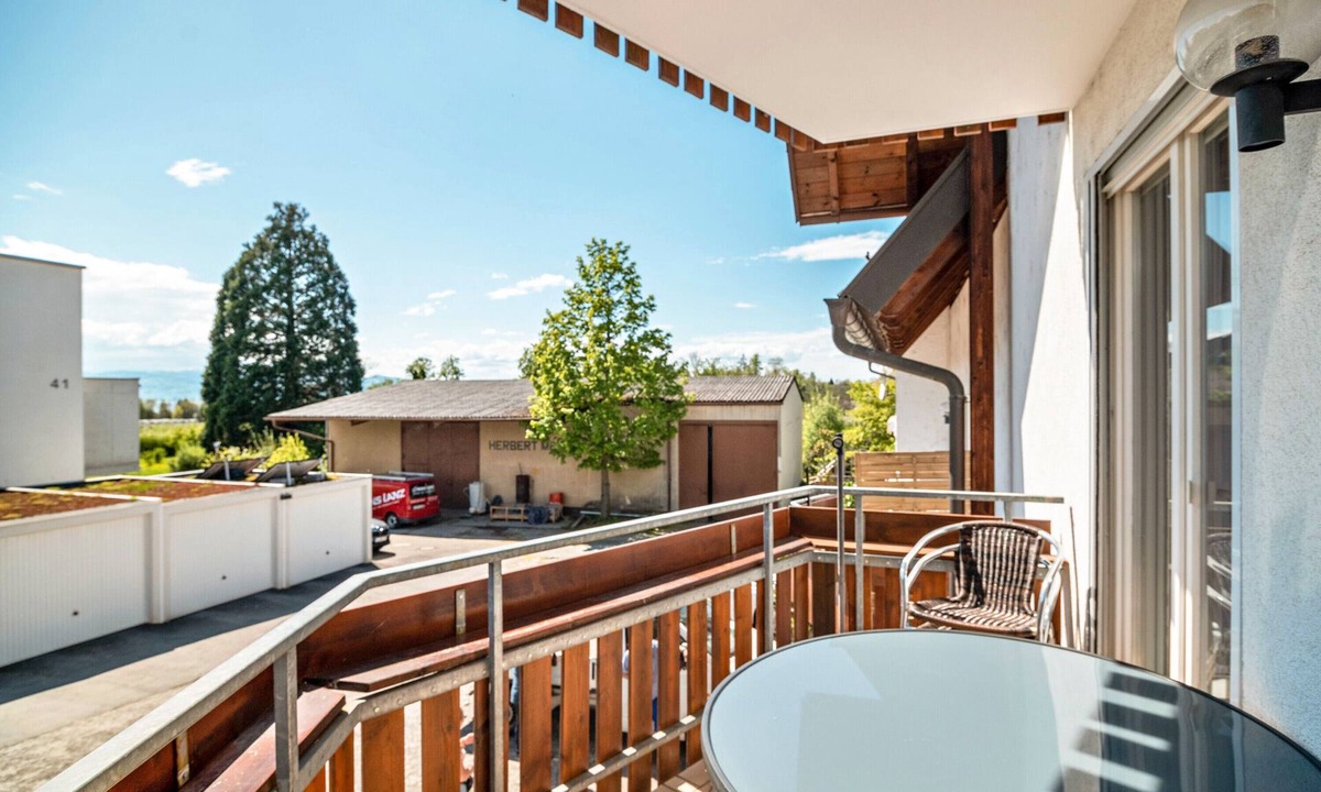 Hoyren Apartment | Apartment '01' with Shared Terrace, Balcony and Wi-Fi
