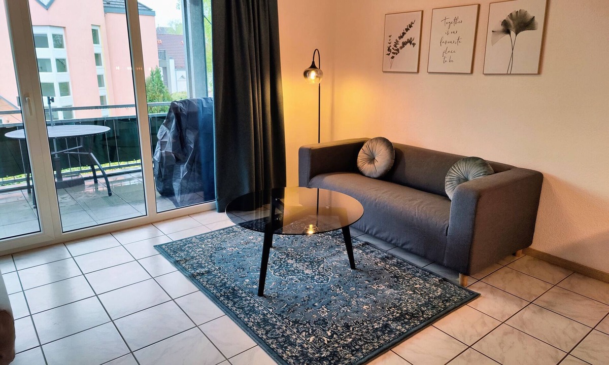 Hoyren Apartment | Apartment '1' with Shared Terrace, Shared Garden and Wi-Fi