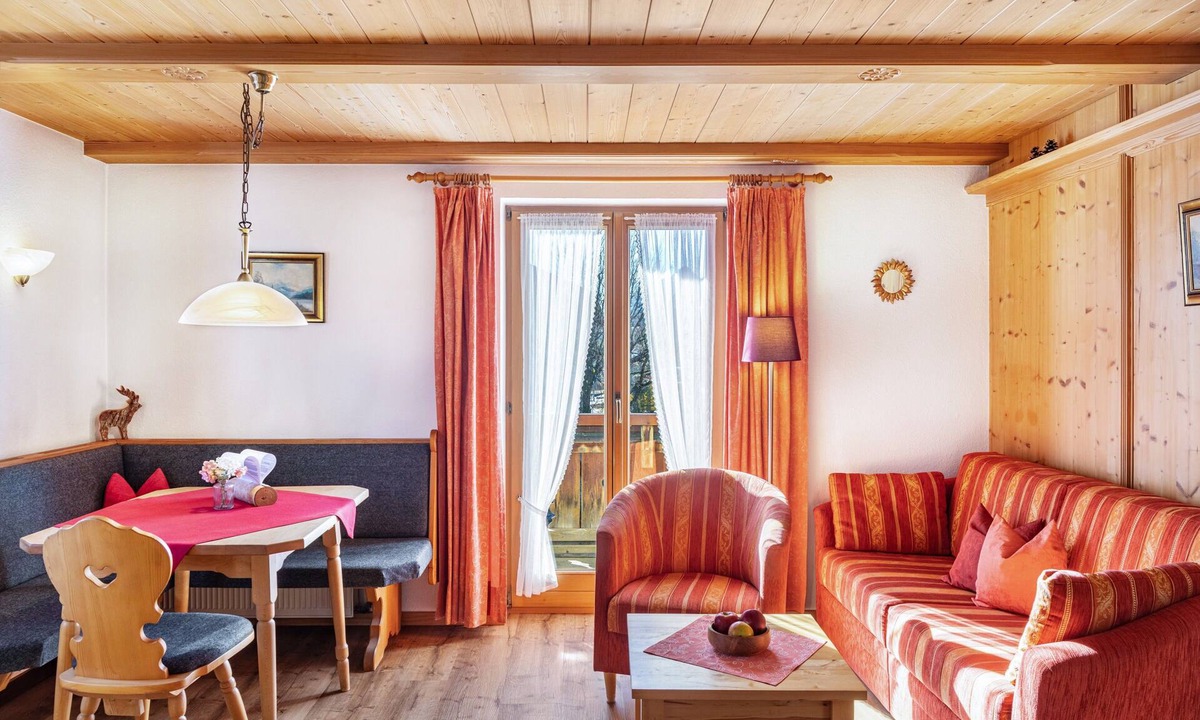 Kruen Apartment | Apartment '1' with Mountain View, Balcony, and Wi-Fi