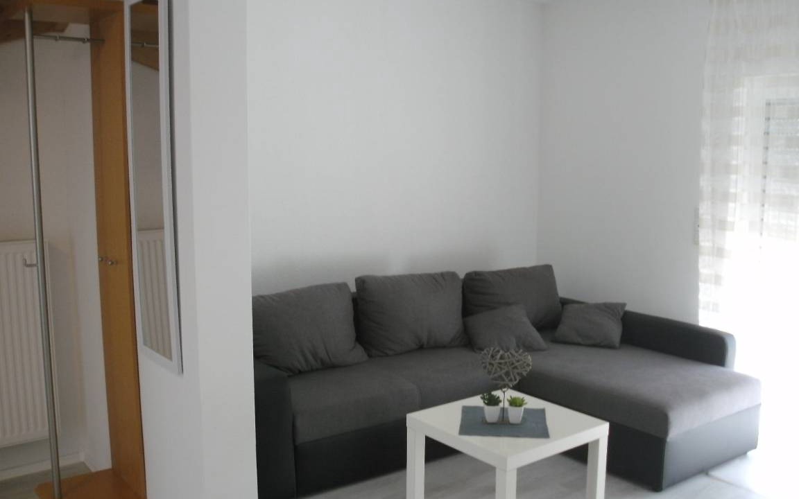 Versbach Apartment | Apartment ∙ 2 bedrooms ∙ 5 guests