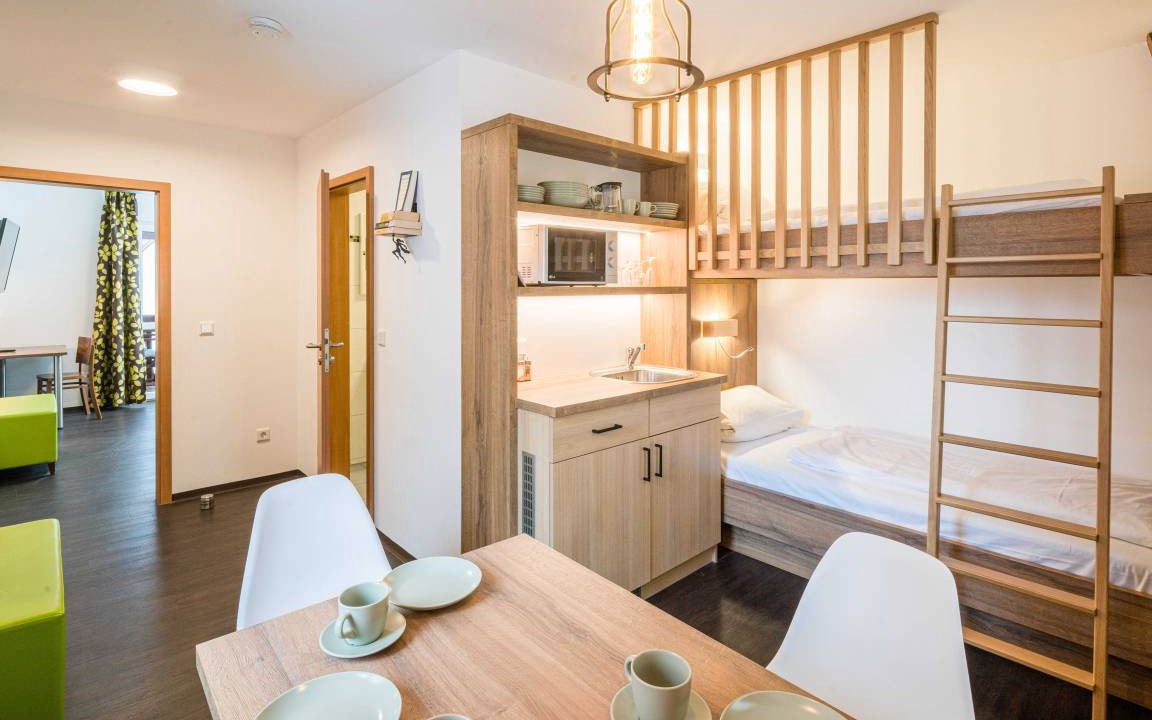 Zirndorf Apartment | Apartment ∙ 2 bedrooms ∙ 4 guests