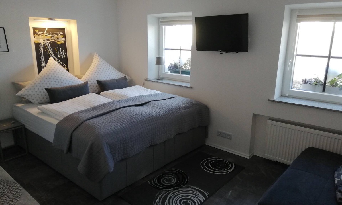 Zirndorf Apartment | Apartment 2 Hirmer Zirndorf/Nuremberg near Fun Park u. Fair free wifi