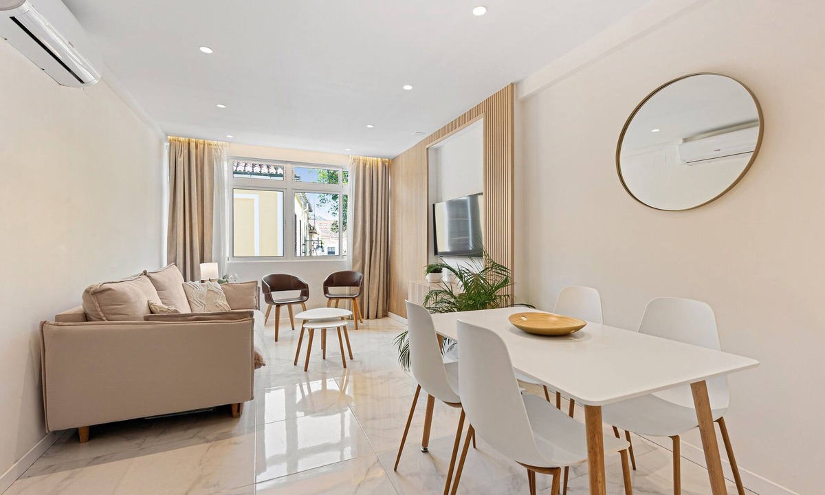 La Trinidad Apartment | Apartment 300 Meters from Málaga’s Historic Center