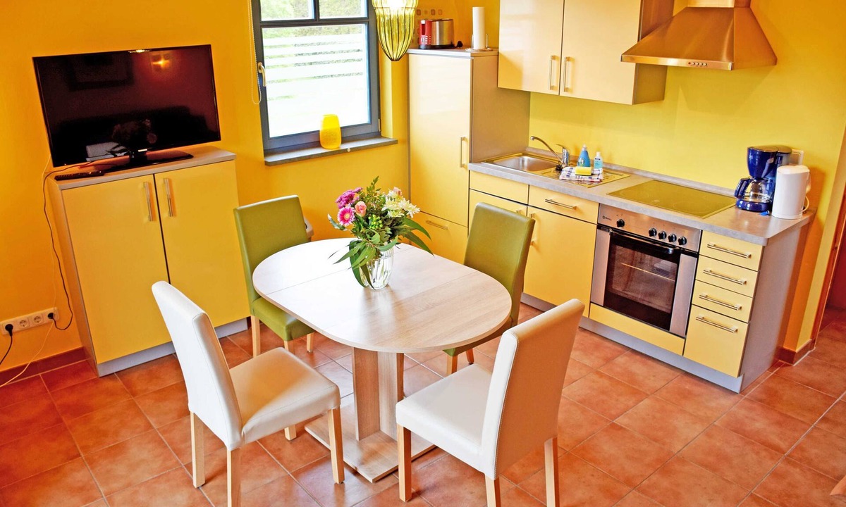 Lobbe Cottage | Apartment 7 Küstenhus with terrace - Vacation apartments on the Baltic Sea beach with