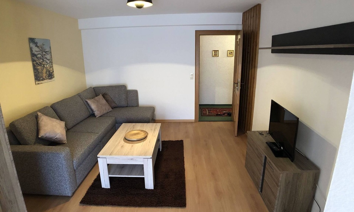 Ruhpolding Apartment | Apartment Almrausch 75sqm, balcony, kitchen, 1 bedroom, 1 living room, WLAN