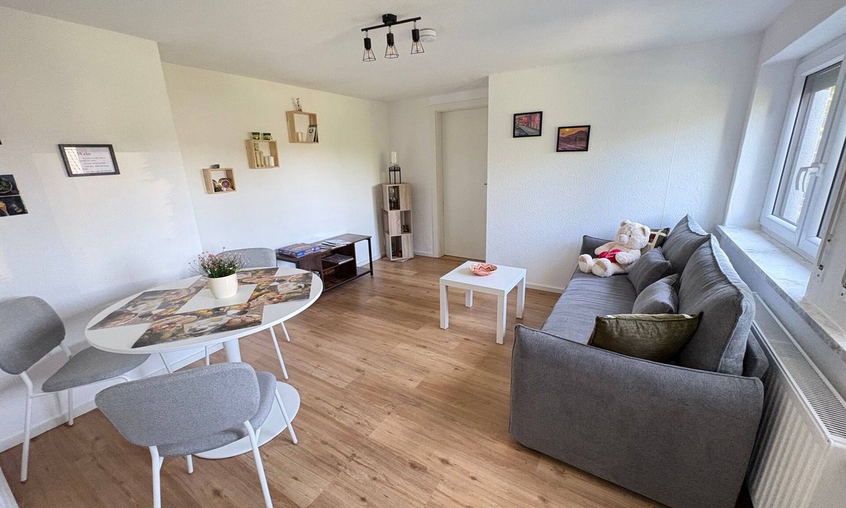 Neckarrems Apartment | Apartment "At the Two Rivers" with Private Garden and Wi-Fi