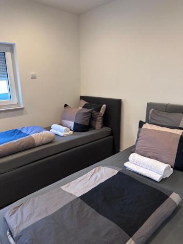 Katernberg Apartment | Apartment bis zu 6 Einzelbetten Stellplatz Wifi
