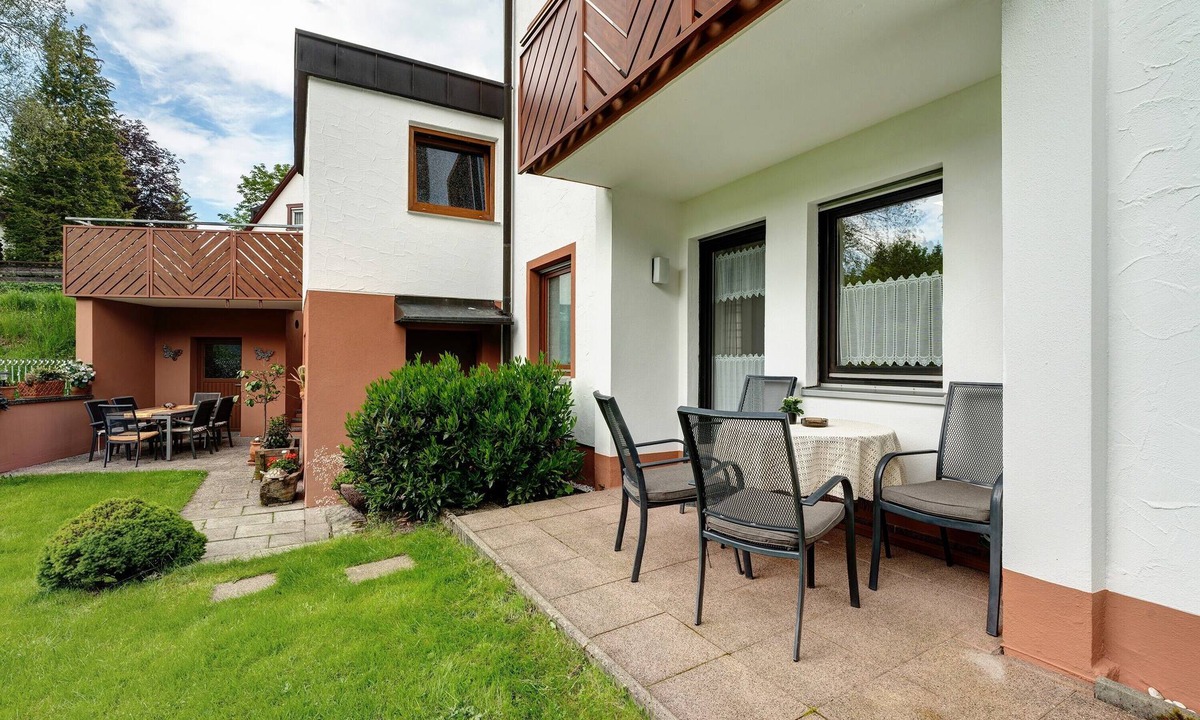 Kniebis Apartment | Apartment C, 45 sqm with Private Terrace, Shared Garden and Wi-Fi