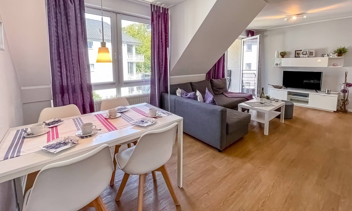 Ostseebad Boltenhagen Apartment | Apartment 'Residenz Seestern' with Sea View, Balcony and Wi-Fi