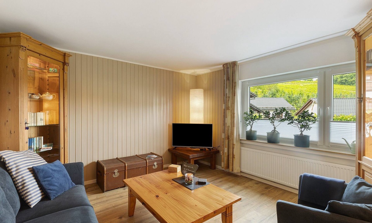 Lochtrop Apartment | Apartment 'Dorlar' with Private Terrace, Garden, and Wi-Fi