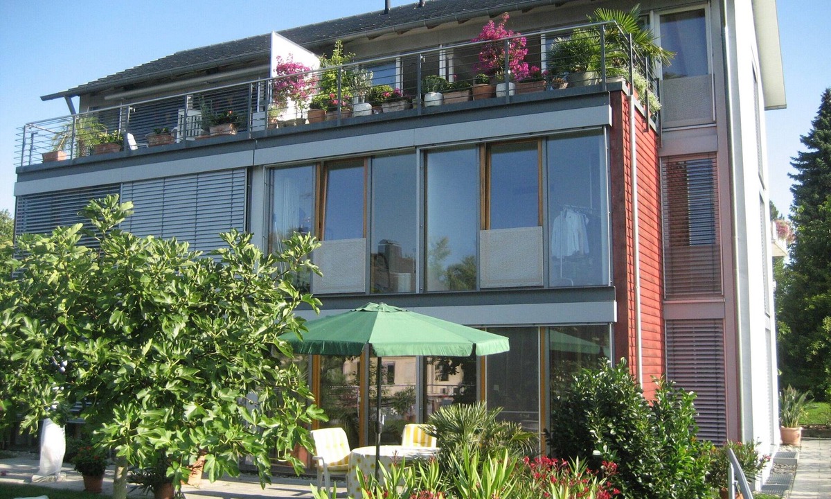 Reichenau Apartment | Apartment 'Ferienwohnung 1' with Lake View and Wi-Fi