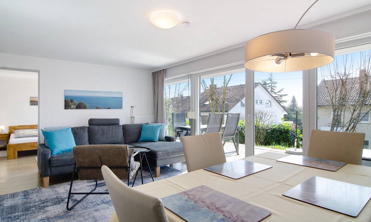 Meersburg Apartment | Apartment 'Fewo Gartenterrasse' with Private Terrace, Garden, and Wi-Fi