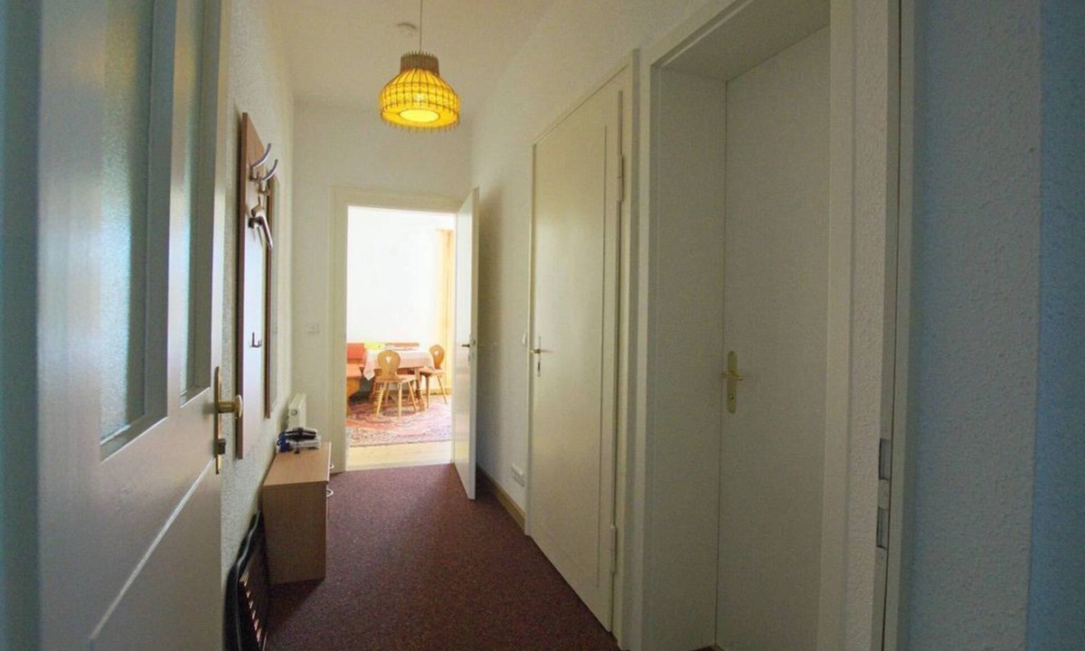 Sebnitz Apartment | Apartment "Finkenberg", comb. Living room/bedroom - Villa Sonnenblick