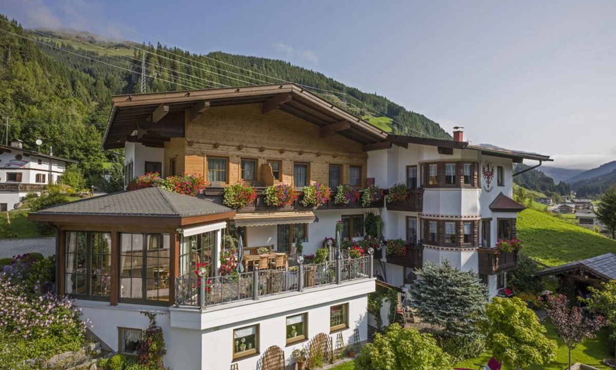 Gerlos House | Apartment "Garden view" for 2 to 4 persons