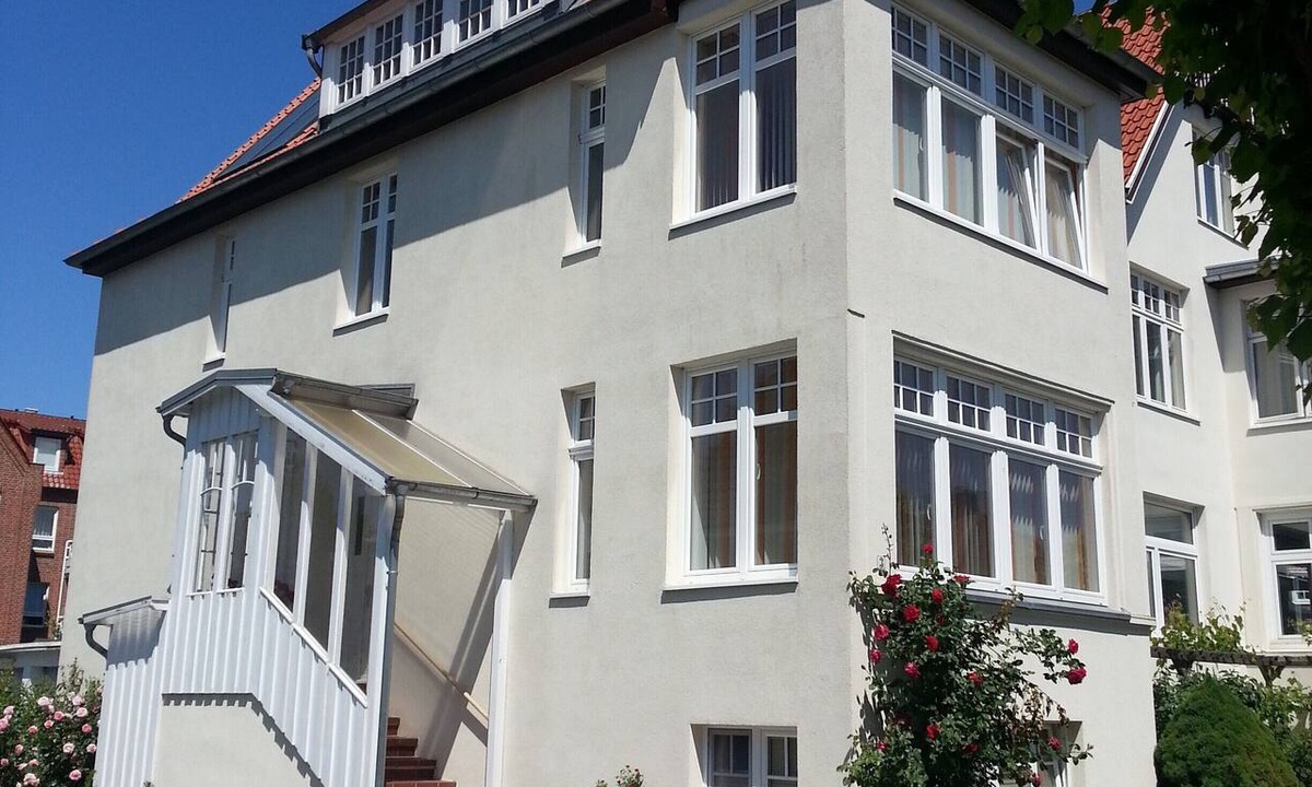 Travemuende Apartment | Apartment 'Haus Übersee Wohnung Fidji' with Private Terrace, Shared Garden and Wi-Fi