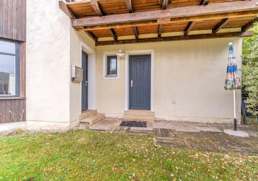 Warmensteinach Apartment | Apartment in Warmensteinach with Private Terrace and Garden