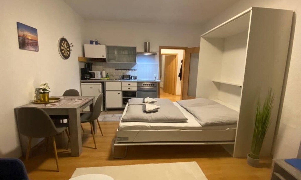 Ostliche Altstadt Apartment | Apartment Küstengold - family-friendly with terrace and shared garden on the gro