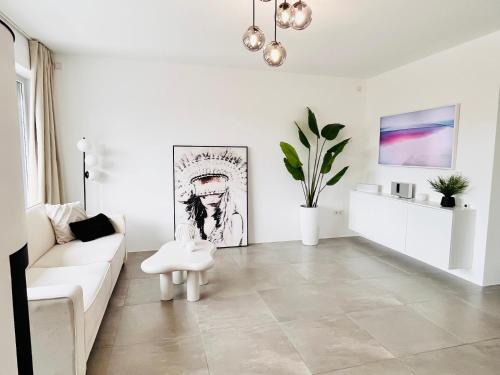 Unna Apartment | Apartment LilaMoon Unna Dortmund Flughafen Parkplatz Netflix Disney plus 80qm Erdgeschoss