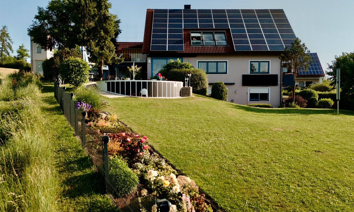 Dietenhofen Apartment | Apartment 'Lisse' with private terrace, private garden and Wi-Fi