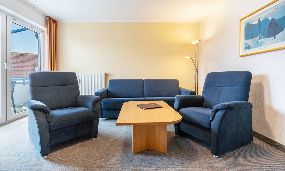 Binz Apartment | Apartment 'Mais. Ringstr. 21, 3.OG Rechts WE58' with Balcony and Wi-Fi