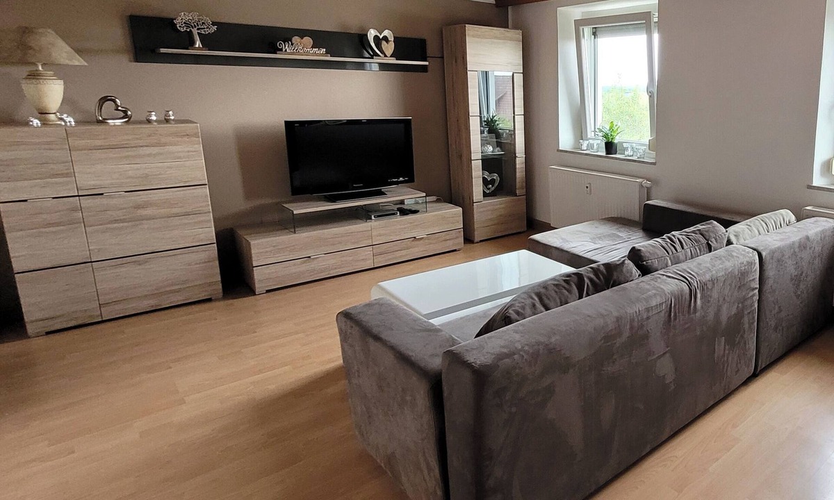 Wackersdorf Apartment | Apartment 'Melanie - Oberpfälzer Seenland' with Wi-Fi
