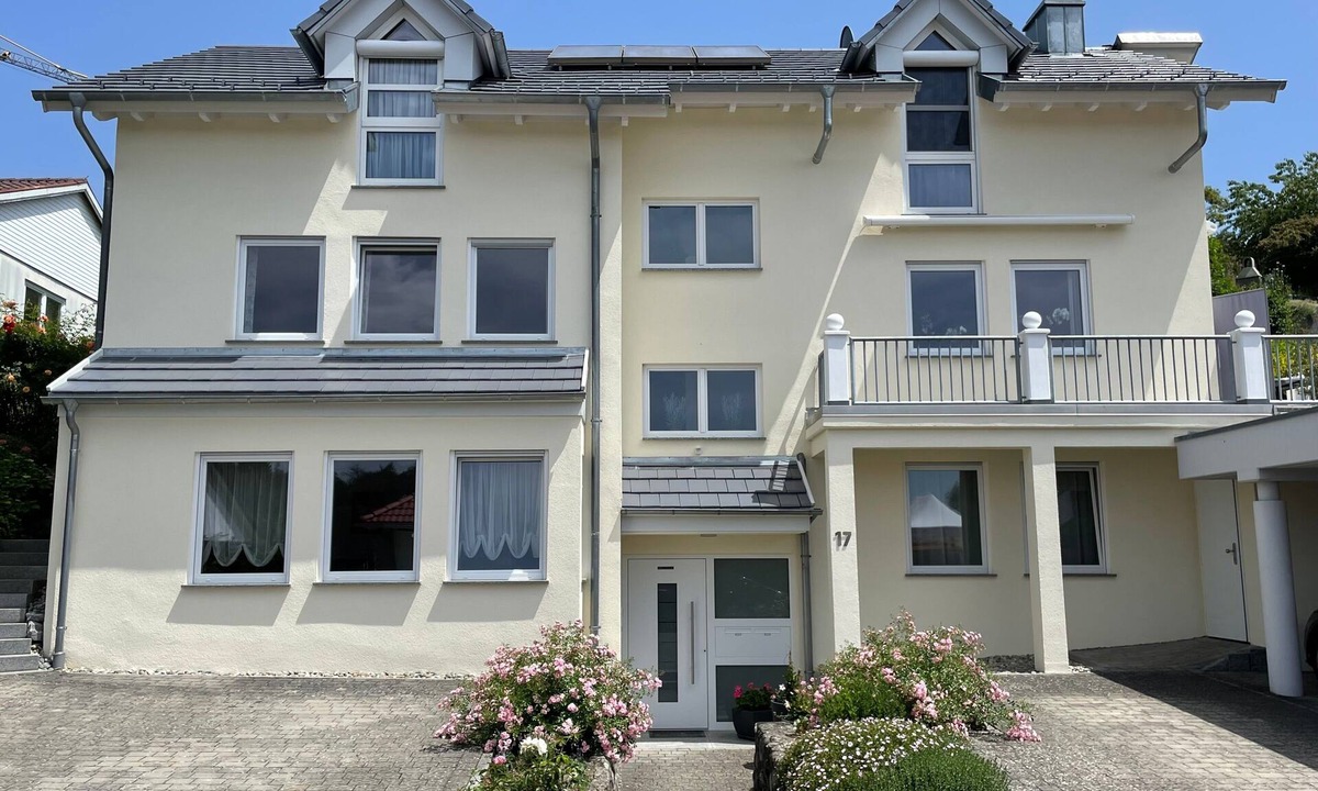 Daisendorf Apartment | Apartment 'Nell' with Private Terrace, Private Garden and Wi-Fi