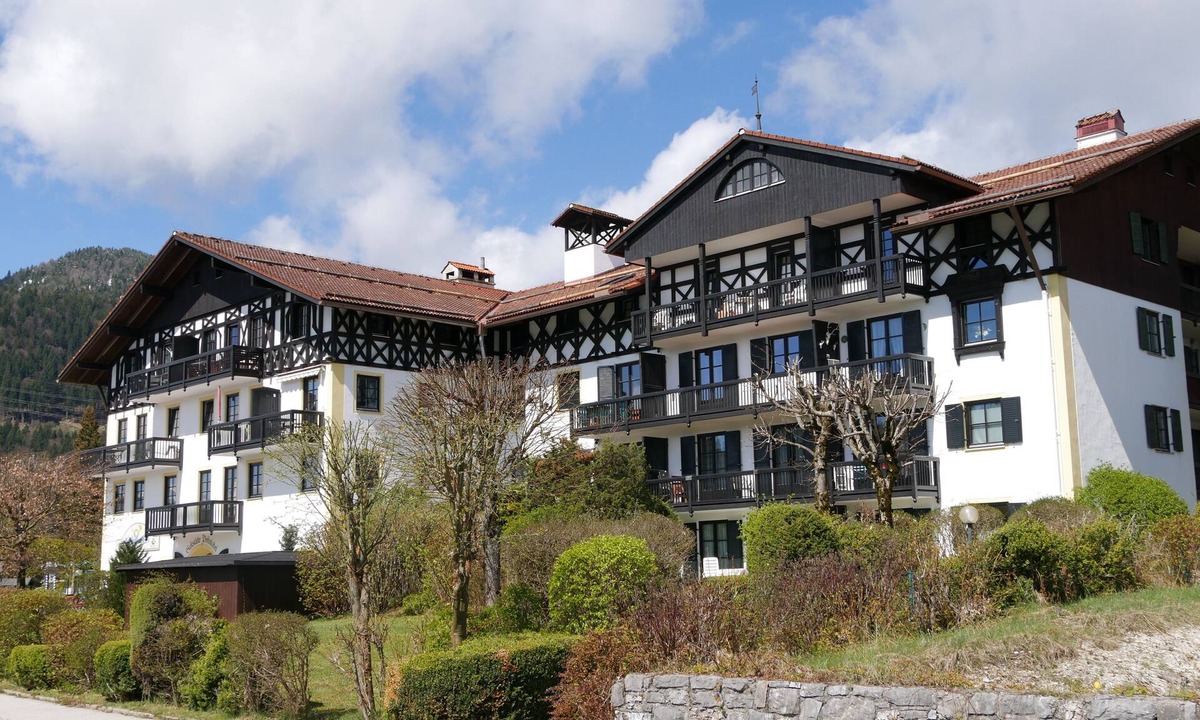 Kochel am See Apartment | Apartment on the lake [Kern]