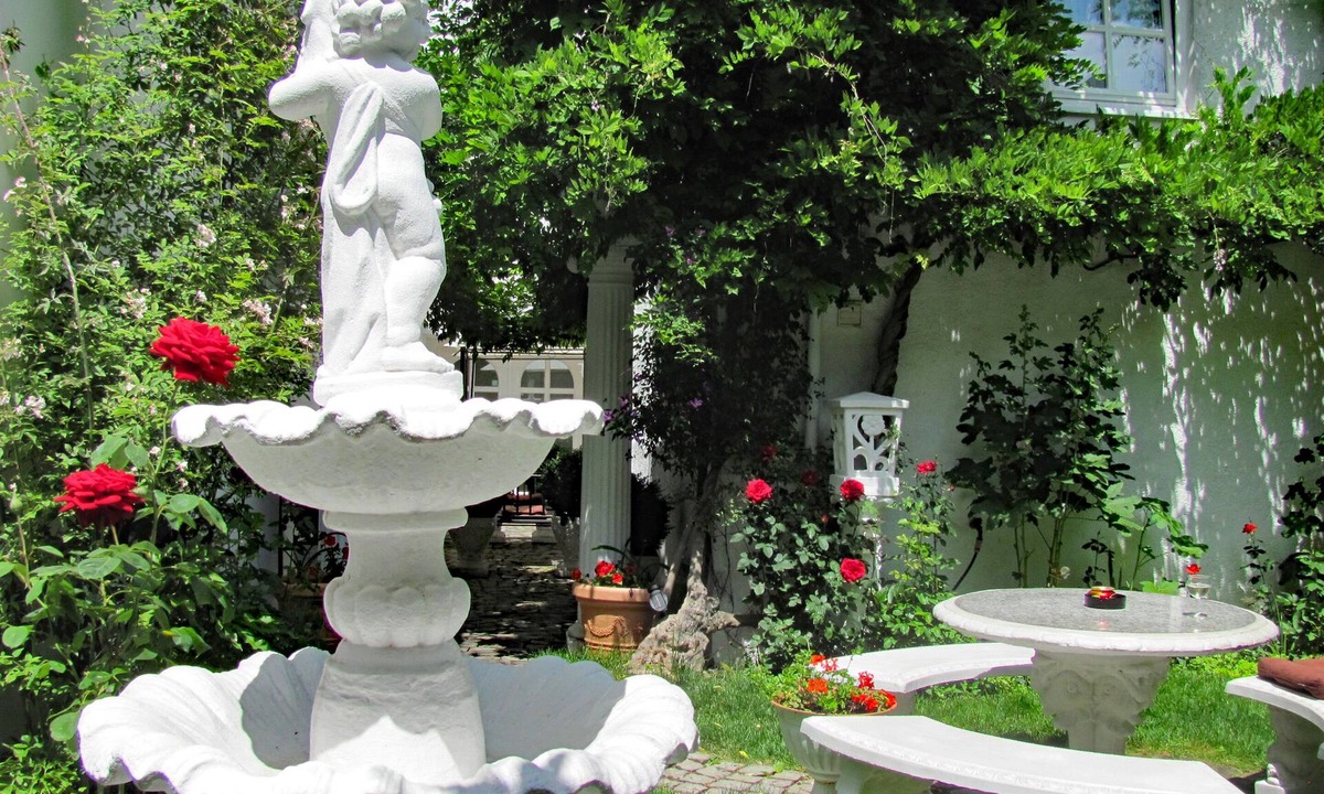 Memmingen House | Apartment Storchenfärbe