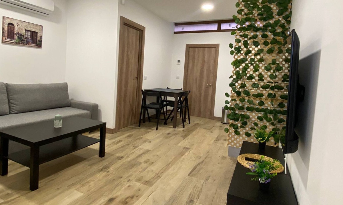 Almendrales Apartment | Apartment suitable for up to 6 people. Ideal for families with children!